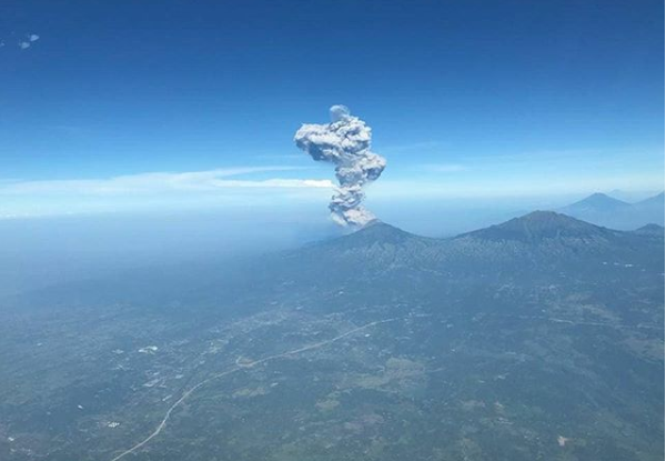 gunung merapi