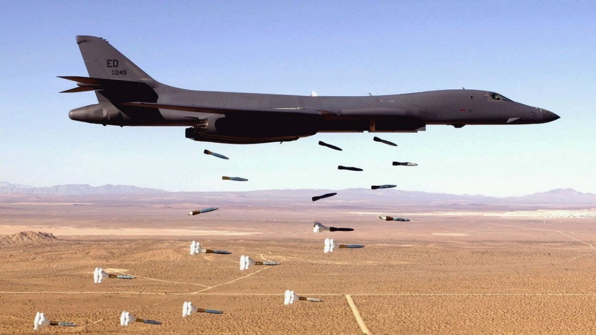 B-1B Lancer Diproyeksikan Jadi Pembom Bersenjata Rudal Hipersonik