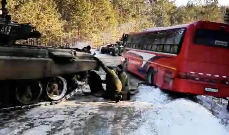 T-80 tarik bus