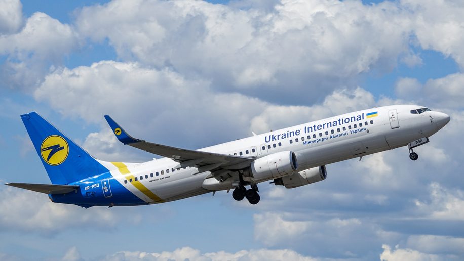 737-800 ukraine international