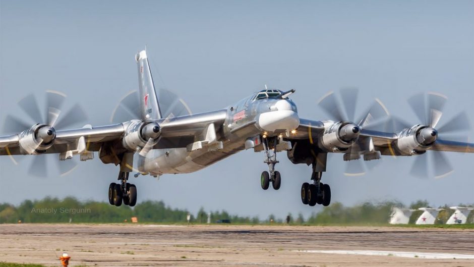 Tu-95