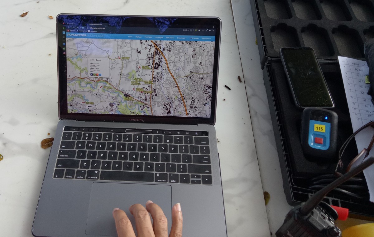 Alat-Live-Tracking-paramotor-dan-pemantauan-di-Laptop