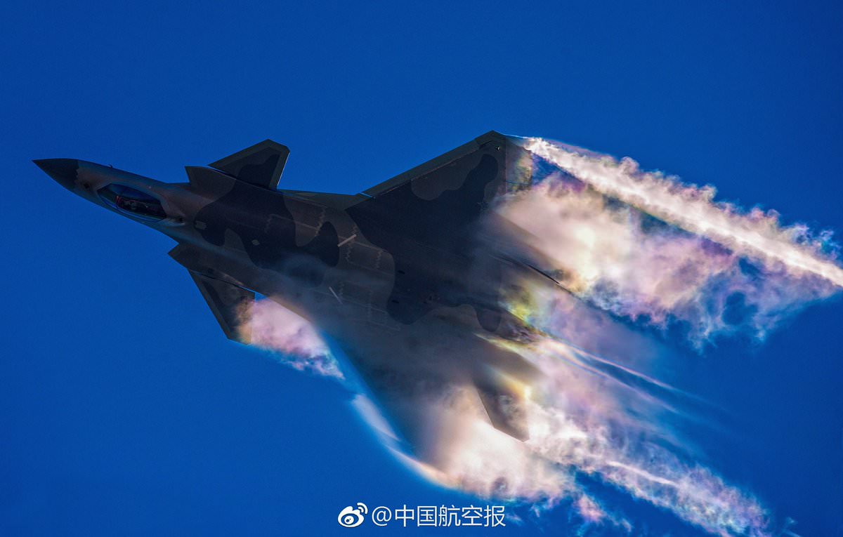 Chinese J-20 fighter aircraft