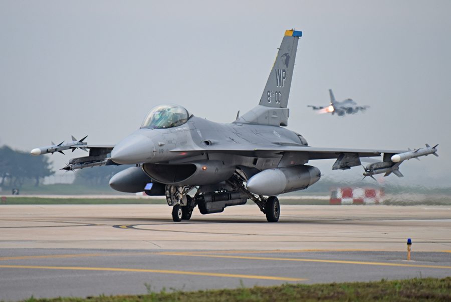F-16