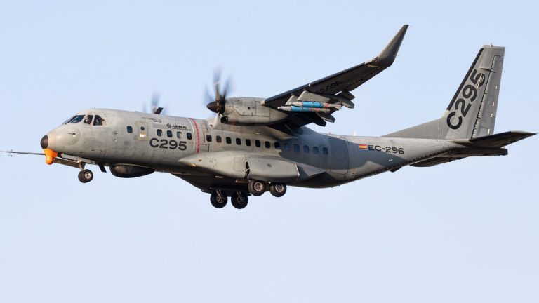 C295 bersenjata bom presisi buatan Turki