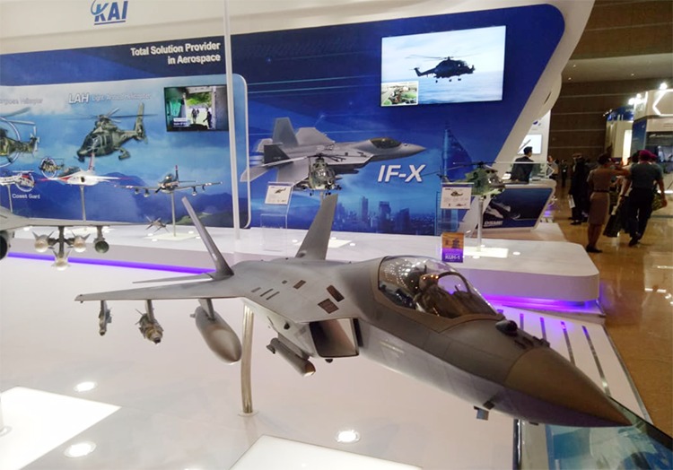 IF-X Indo Defence 2018_AR