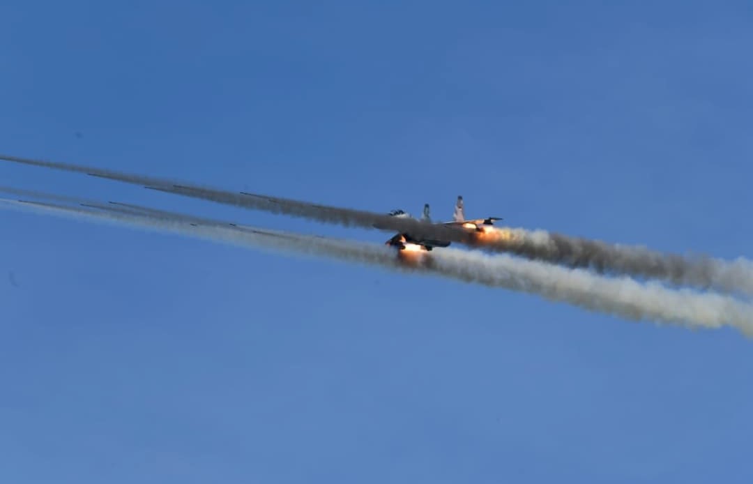 Rocketing-oleh-pesawat-Sukhoi-TNI-AU_Angkasa-Yudha-2021
