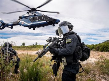 H160