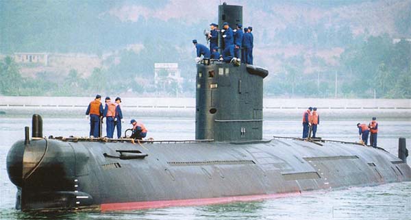type-035B Ming-class submarine
