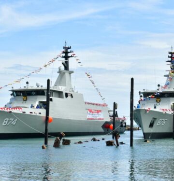 KRI Dorang dan KRI Bawal_