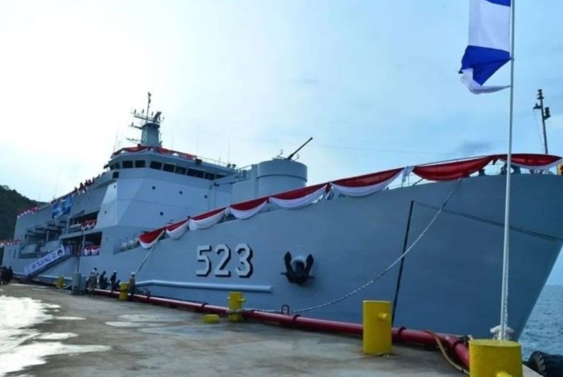 KRI Teluk Palu-523