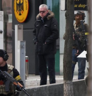 Tentara dan pejuang Ukraina