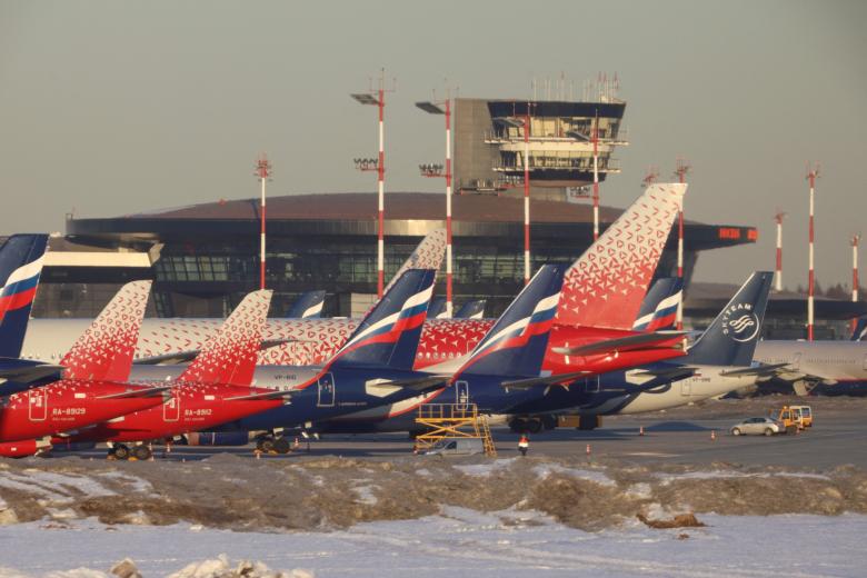 Pesawat-pesawat maskapai Rusia di Bandara Sheremetyevo