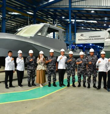 RHIB buatan PT Samudera Indonesia Berjaya