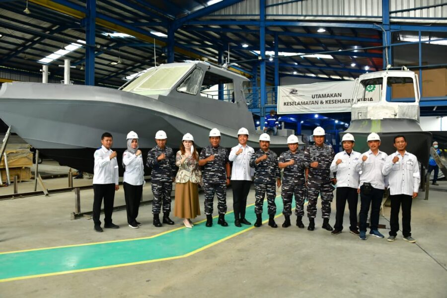 RHIB buatan PT Samudera Indonesia Berjaya