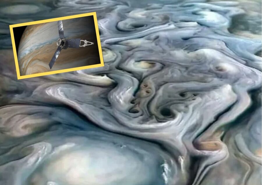 Permukaan planet Jupiter difoto dari wahana Juno milik NASA