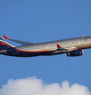Aeroflot_Airbus_A330_Kustov