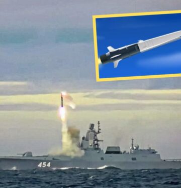 Rusia uji coba rudal hipersonik Zirkon