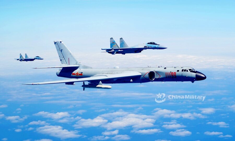 Su-35 dan H-6K China
