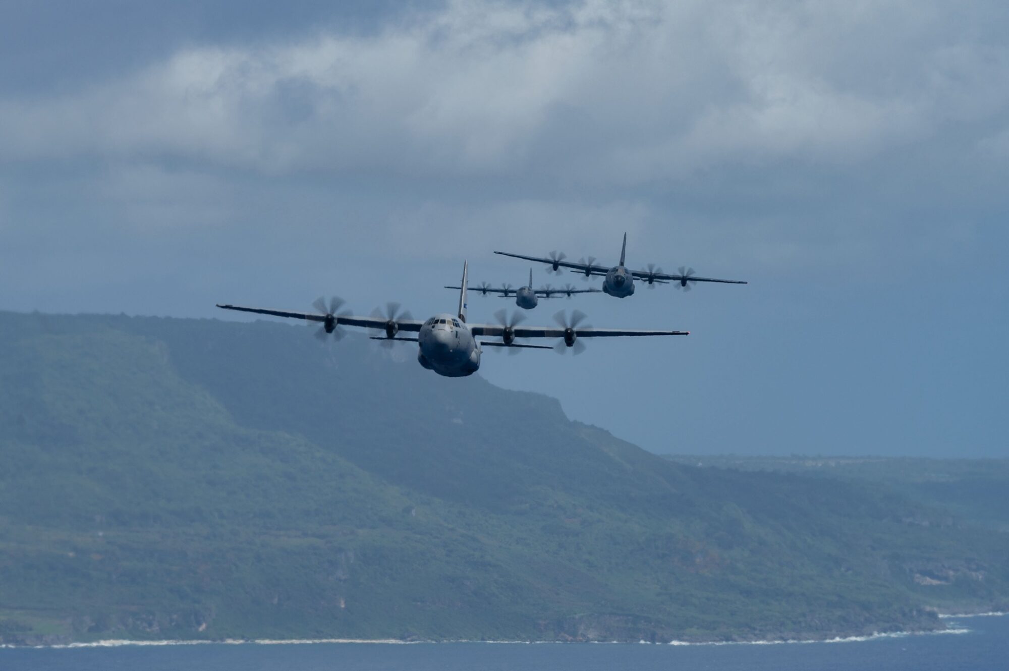 C-130 TNI AU dan USAF