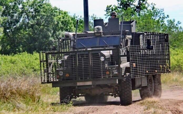 Ukraina mulai gunakan MRAP Mastiff 6X6 bantuan Inggris