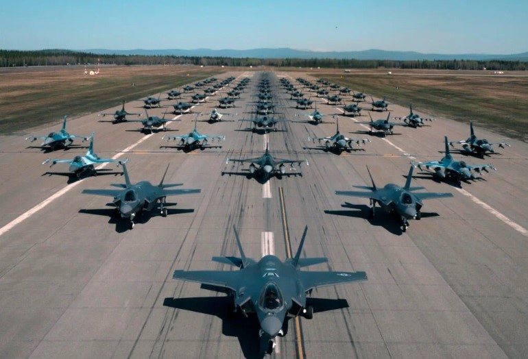 Wing Tempur ke-354 Latihan di Eielson AFB
