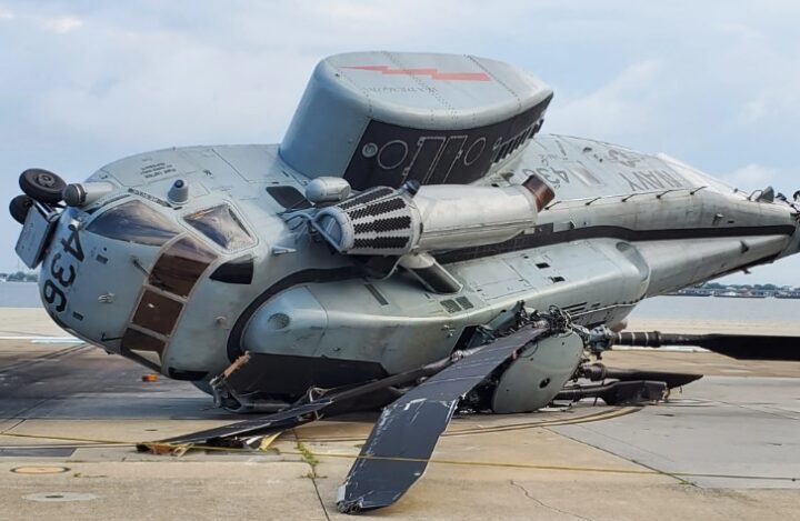 10 helikopter Angkatan Laut AS di Norfolk terjungkal akibat badai