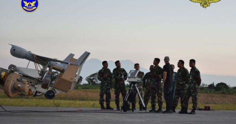 Latihan penerbangan malam ScanEagle Puspenerbal