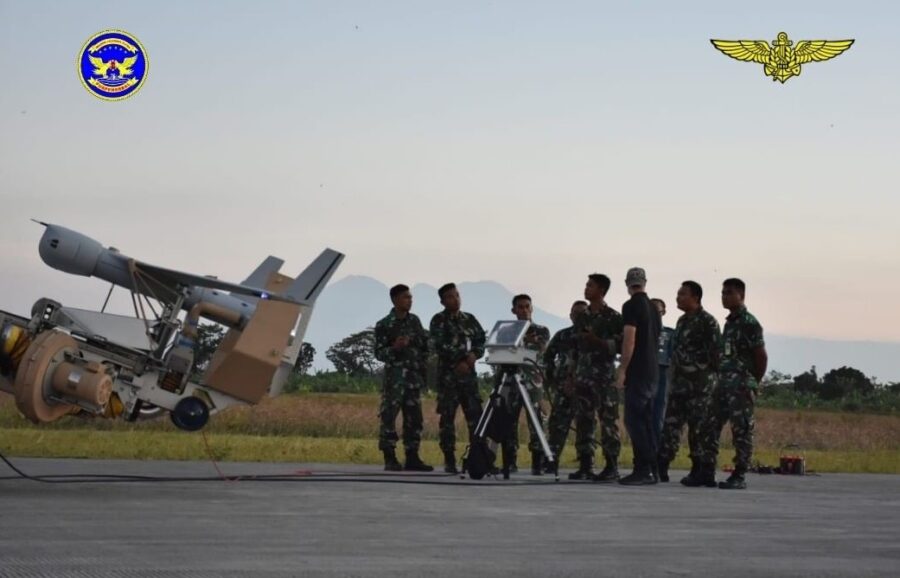 Latihan penerbangan malam ScanEagle Puspenerbal