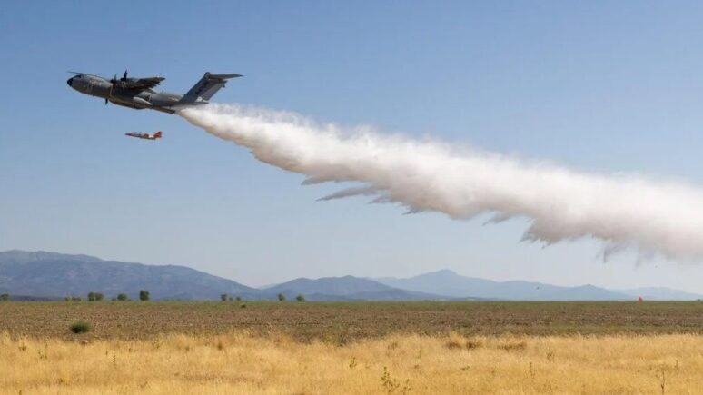 Uji alat pemadaman kebakaran di pesawat A400M