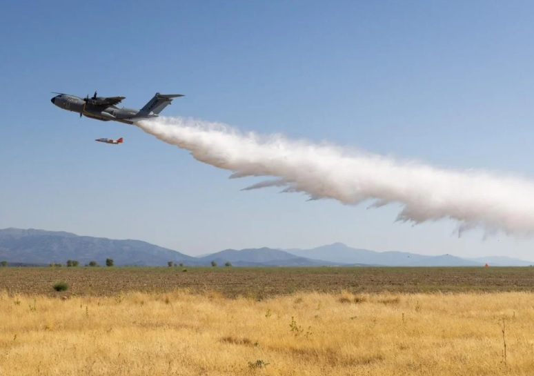 Uji alat pemadaman kebakaran di pesawat A400M