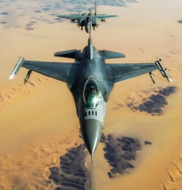 Jet tempur F-16 dan F-15 USAF