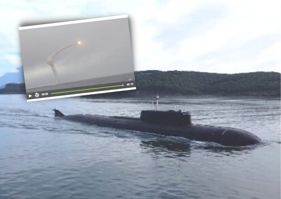 Kapal selam Novosibirsk luncurkan rudal Oniks di Kutub Utara