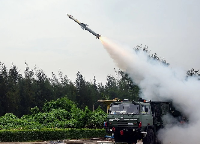 QRSAM rudal pertahanan udara reaksi cepat India_ MoD_ Airspace Review