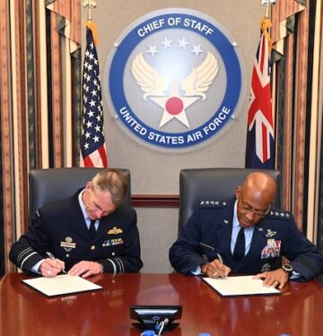 RAAF dan USAF tandatangani Pernyataan Visi Versama
