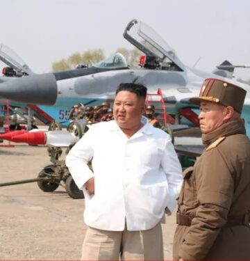 Kim Jong-un dan pesawat tempur AU Korea Utara