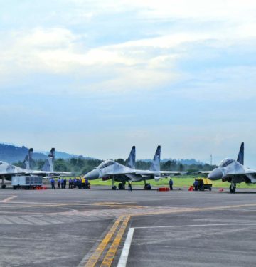 Su-30MK2 Skadron Udara 11 di Lanud Sam Ratulangi Manado