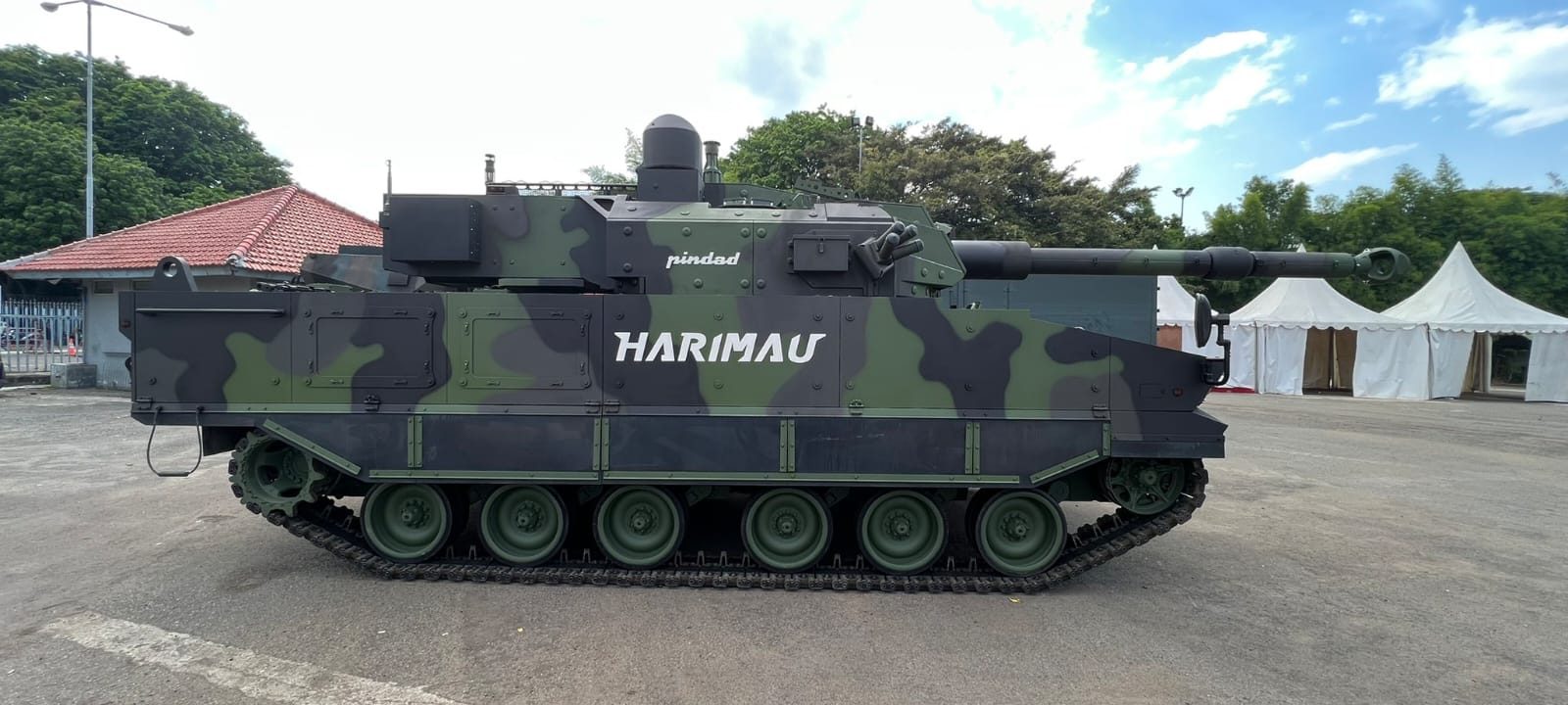 Tank Harimau Pindad
