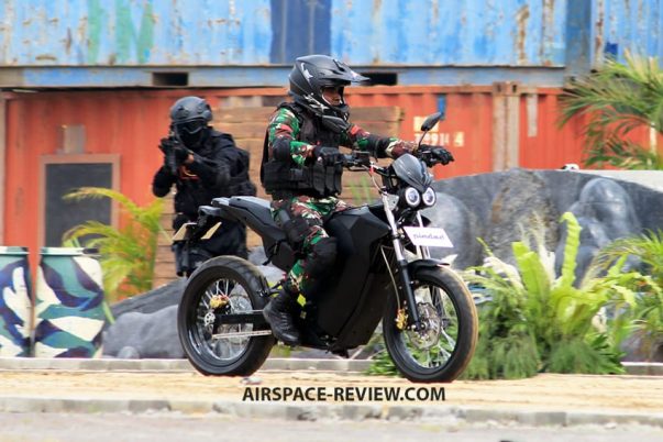 Moto EV_Pindad_ AIRSPACE REVIEW