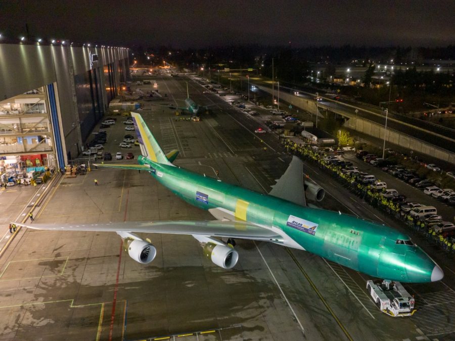 BOEING 747 TERAKHIR MENINGGALKAN PABRIK EVERETT WASHINGTON - 747-8 - BOEING - AIRSPACE REVIEW