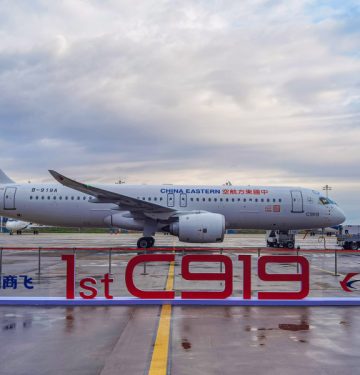 COMAC C919 pertama untuk China Eastern Airlines_ Airspace Review