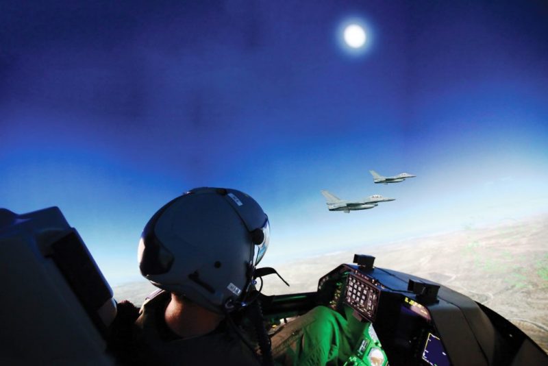 Elbit-Systems-training-F-16-Poland