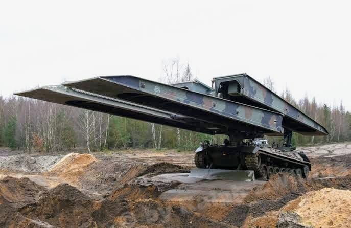 Jembatan bergerak Biber buatan Jerman