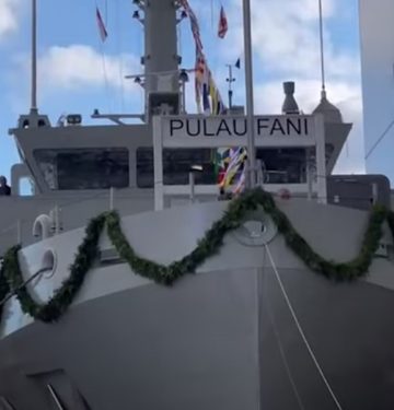 KRI Pulau Fani_2