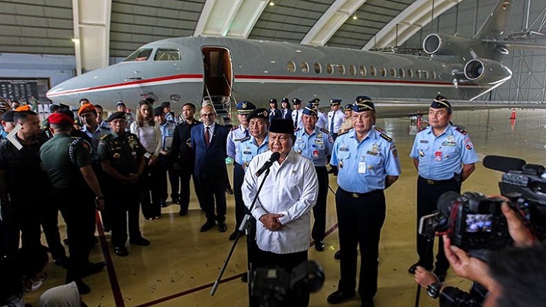 Prabowo serahkan pesawat Falcon 7X dan 8X di Skadron Udara 17