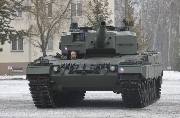 Tank Leopard 2A4 Ceko dari Jerman