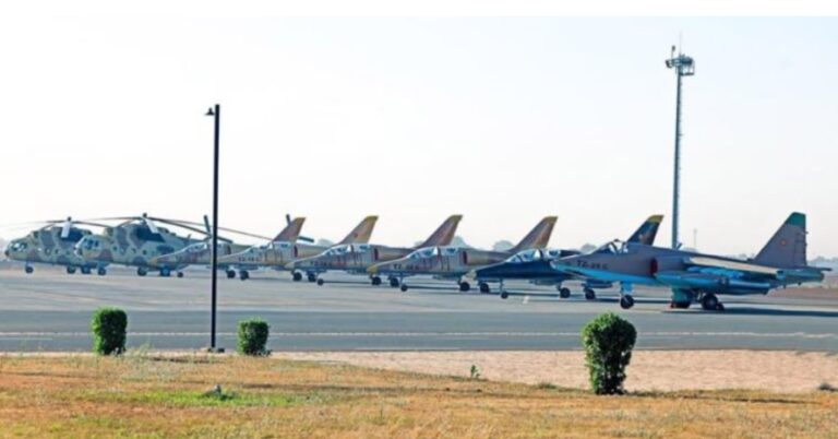 Manli menerima banyak bantuan pesawat dan helikopter dari Rusia