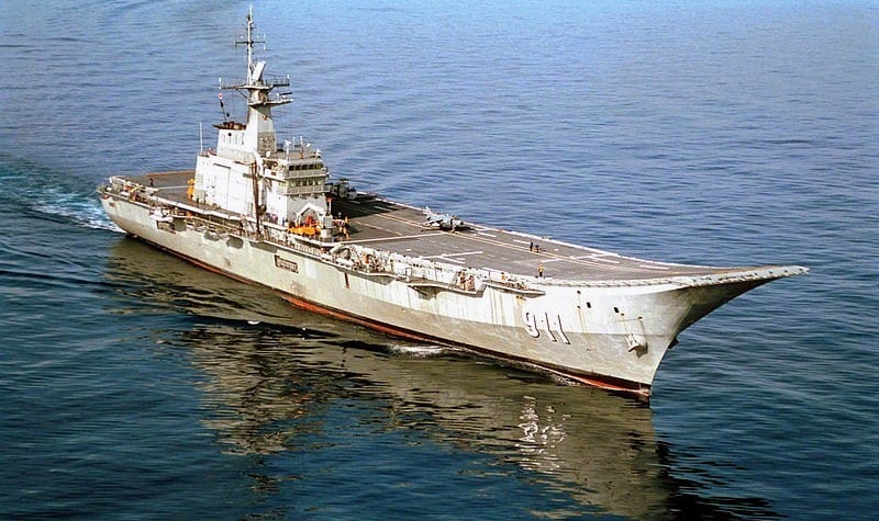 HTMS Chakri Naruebet