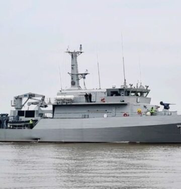 KRI Pulau Fani-731