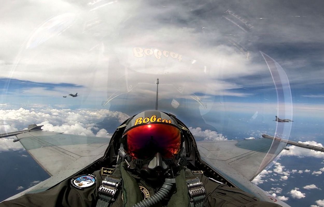 Kasau Marsekal TNI Fadjar Prasetyo terbang di F-16